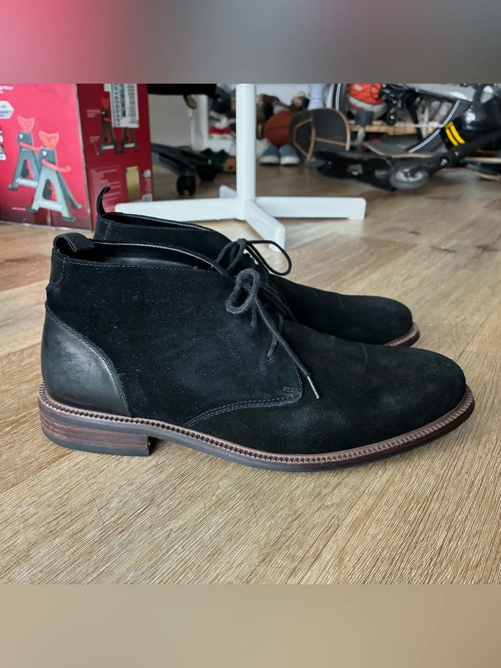 Blondo Konor Waterproof Chukka Boots Black Suede Men’s Shoes Size 11 M